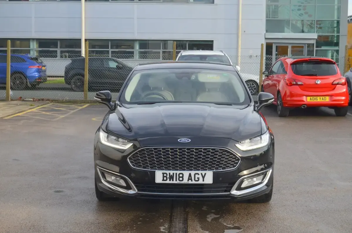 Used Ford Mondeo Vignale 180 HP (132 kW) 2018 Black Hatchback