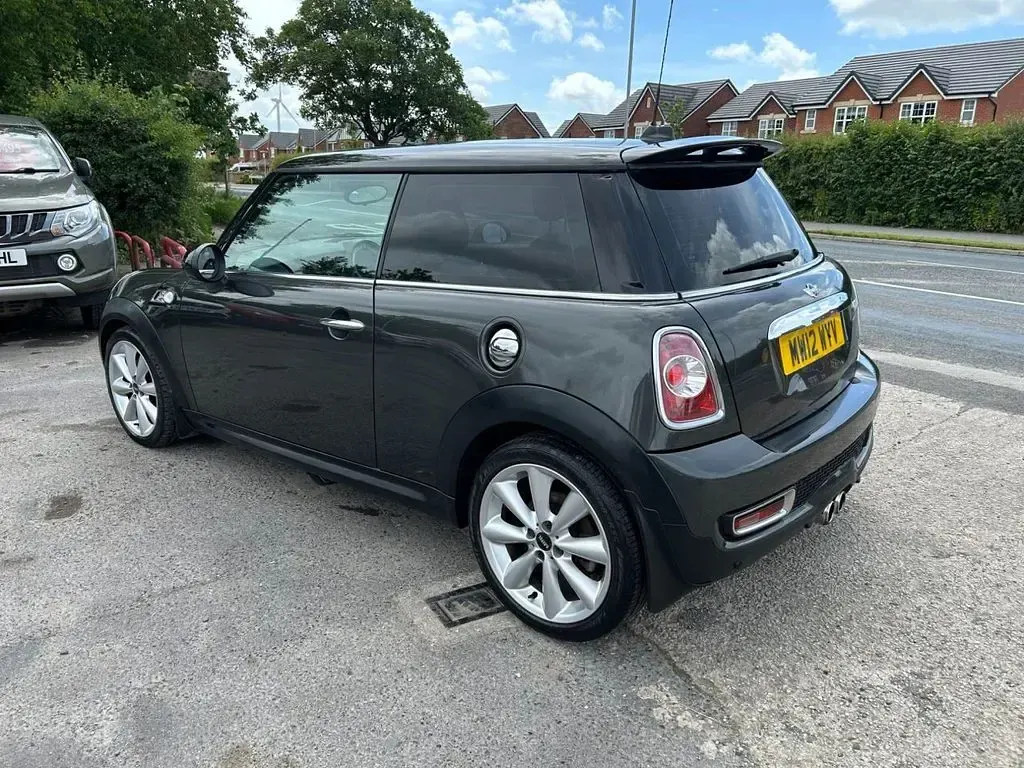 Used Mini Cooper S Hatch 184 HP (135 kW) 2012 Grey Hatchback