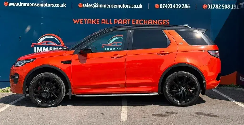 Used Land Rover Discovery Sport HSE Dynamic 180 HP (132 kW) 2017 Orange SUV