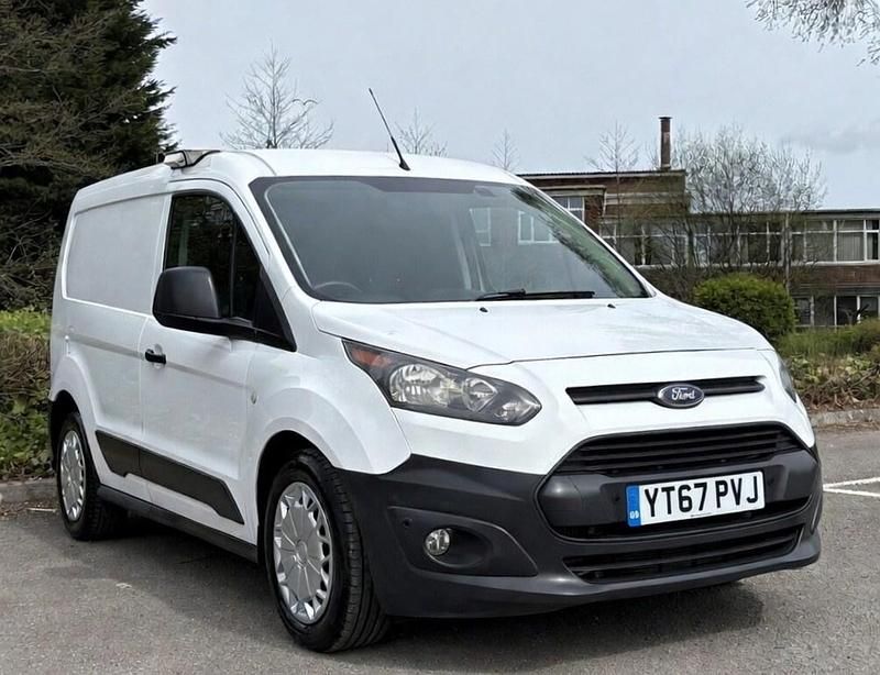 Used Ford Transit Connect 100 HP (73 kW) 2017 White MPV