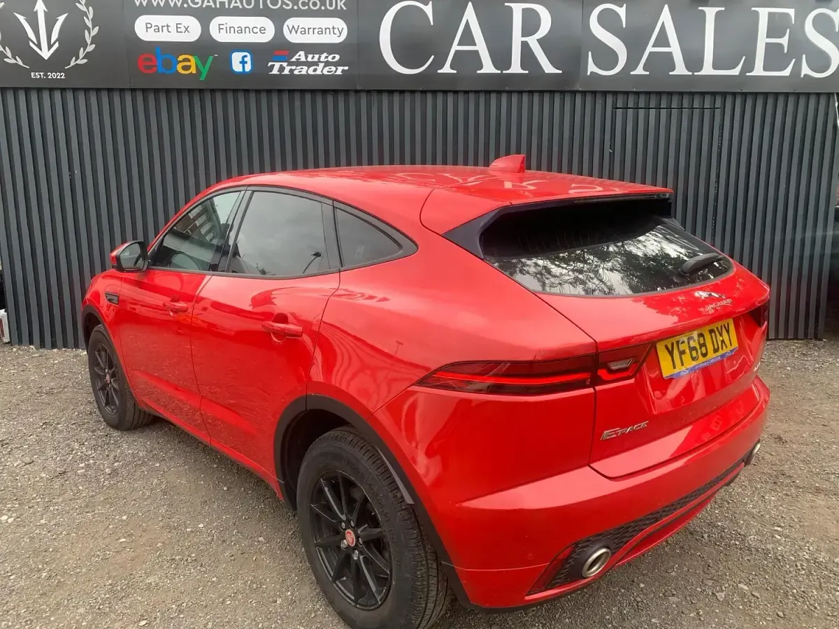 Used Jaguar E-Pace R-Dynamic 150 HP (110 kW) 2018 Red SUV