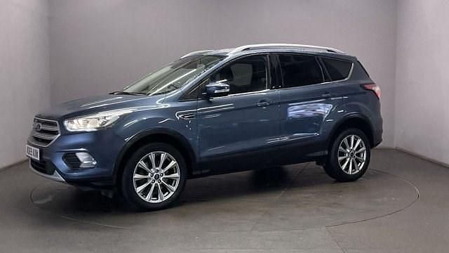 Begagnad Ford Kuga Titanium 150 HK (110 kW) 2019 Blå SUV