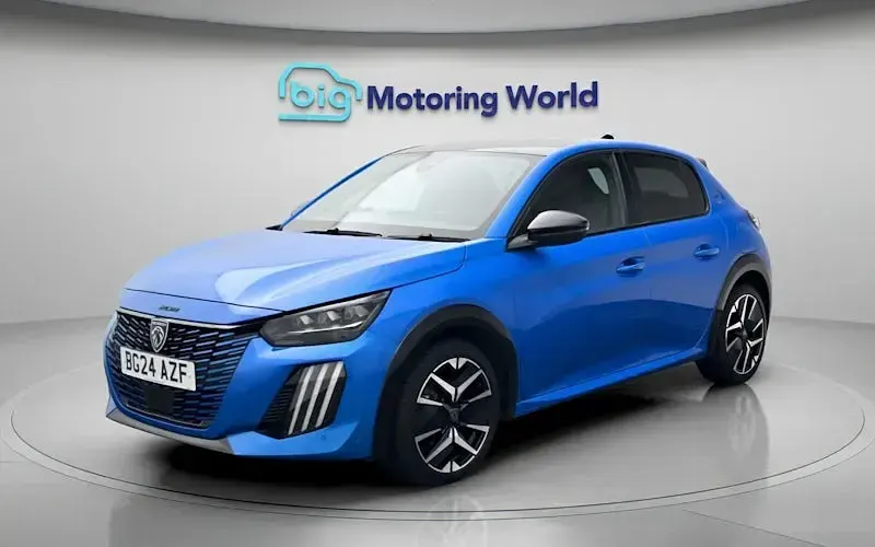 Used Peugeot 208 GT 102 HP (75 kW) 2024 Blue Hatchback