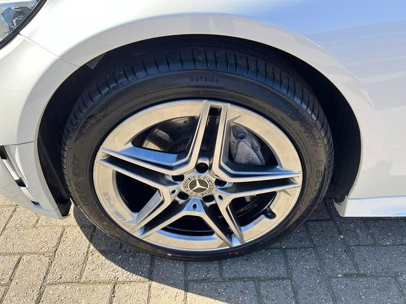 Usado Mercedes C220 AMG Line Premium Plus 2019 Branco Cabrios