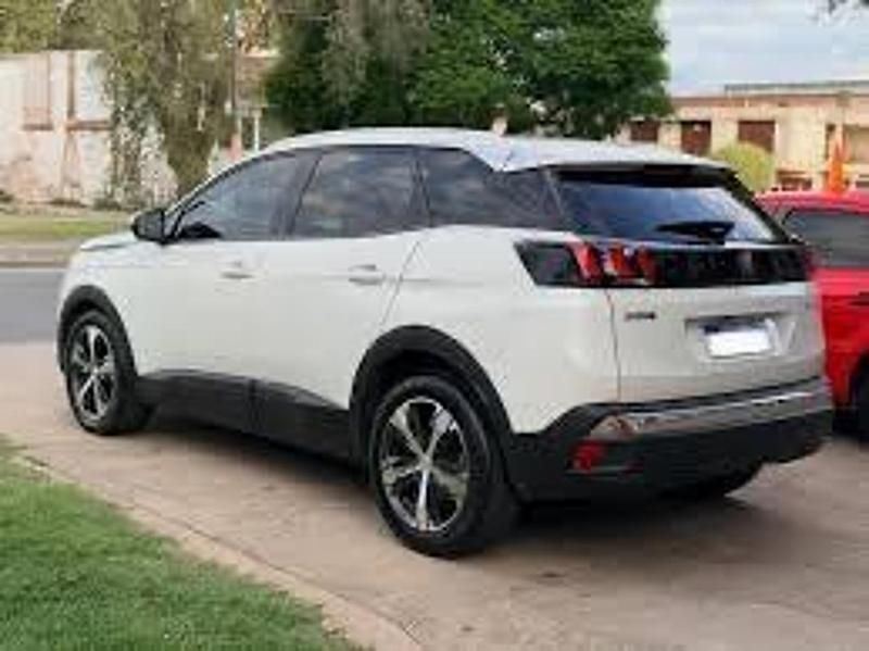 Used Peugeot e-3008 GT 152 kW (207 HP) 2025 White SUV