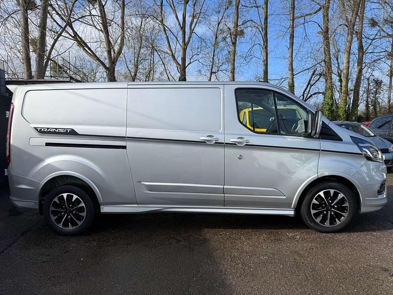 Used Ford Transit Custom Sport 185 HP (136 kW) 2021 Silver Van