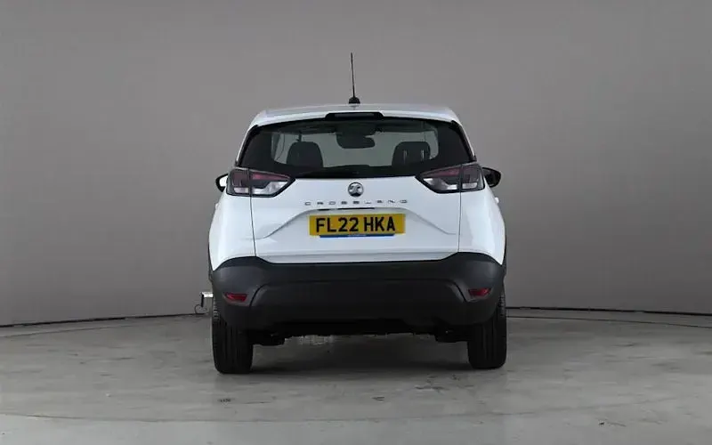 Used Vauxhall Crossland Design Edition 83 HP (61 kW) 2022 White SUV