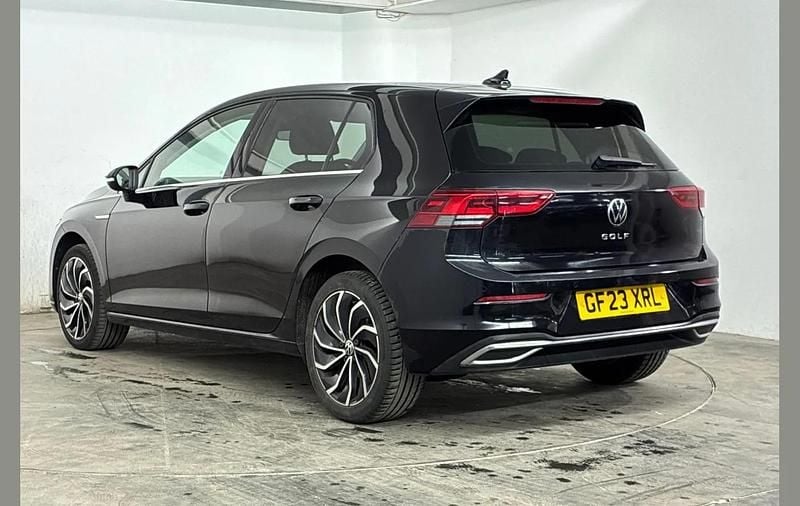 Used VW Golf VIII Style 150 HP (110 kW) 2023 Black Hatchback