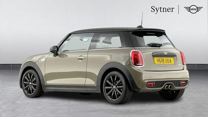 Used Mini Cooper S Hatch 192 HP (141 kW) 2018 Emerald grey metallic  Hatchback