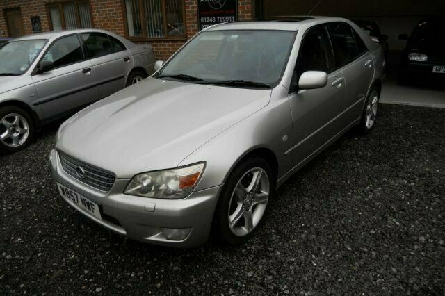 Used 2000 Lexus IS200 Sedan | £2,295 - Image 1/4