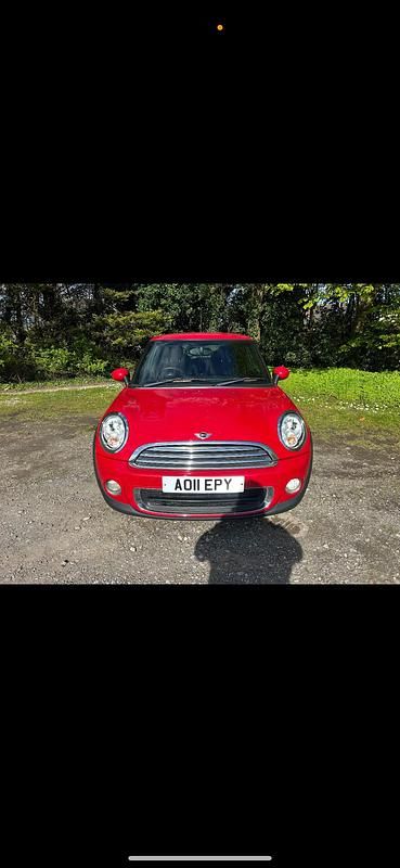 Used Mini ONE Hatch 98 HP (72 kW) 2011 Red Hatchback
