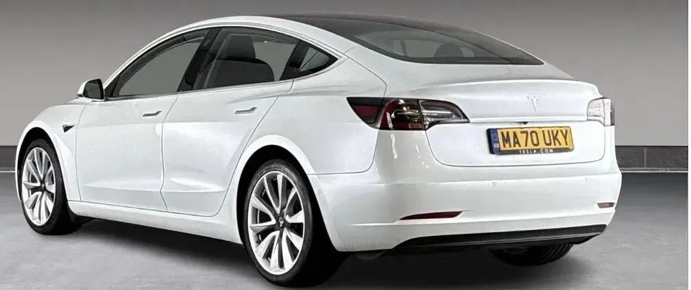 Usado Tesla Model 3 Standard Range 239 kW (325 CV) 2020 Blanco Berlina