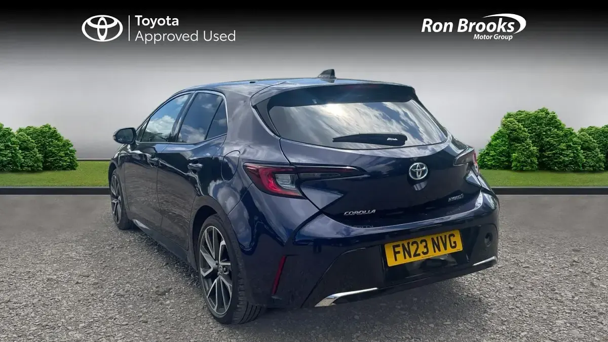 Used Toyota Corolla 2023 Blue Hatchback