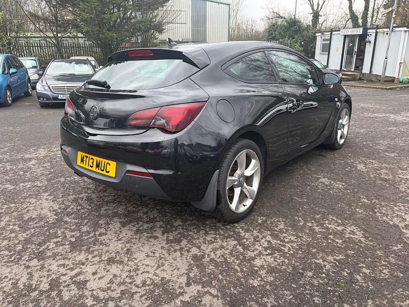 Used Vauxhall Astra GTC SRi 2013 Black Hatchback