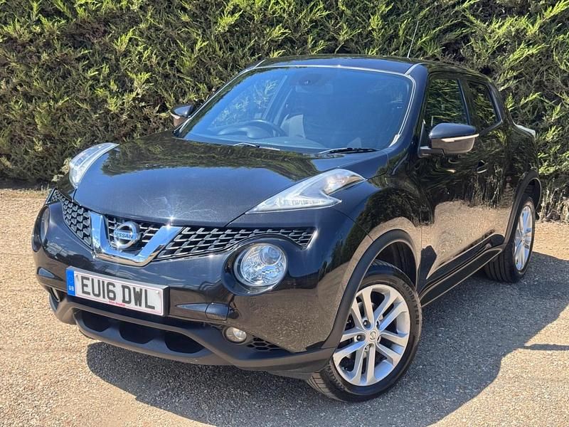 Black Used 2016 Nissan Juke N-Connecta SUV | £4,995 (Good price) - Image 1/4