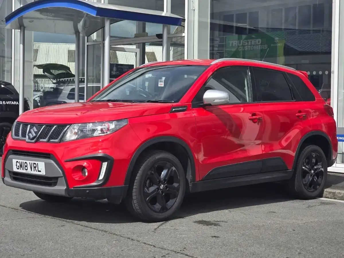 Used Suzuki Vitara 140 HP (102 kW) 2018 Red SUV