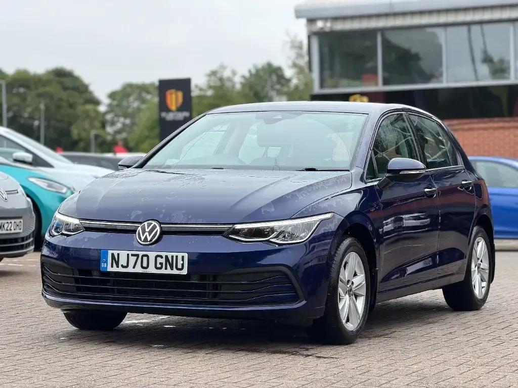 Used VW Golf VII S 130 HP (95 kW) 2020 Blue Hatchback