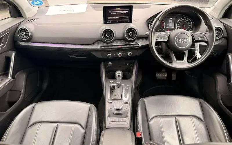 Used Audi Q2 Advanced Plus 150 HP (110 kW) 2018 Grey SUV
