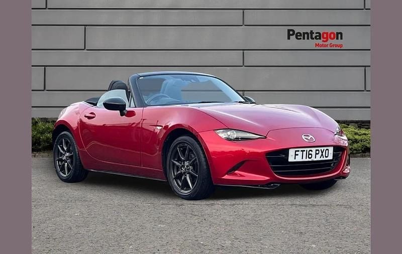 Used Mazda MX5 Inclusive 128 HP (94 kW) 2016 Red Cabriolet