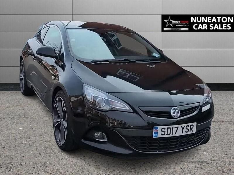 Used Vauxhall Astra GTC Edition 140 HP (102 kW) 2017 Black Coupe