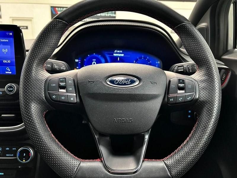 Used Ford Puma ST-Line X 155 HP (114 kW) 2023 Silver SUV