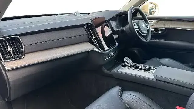 Usado Volvo XC90 Ultra 455 HP (334 kW) 2025 Other SUV