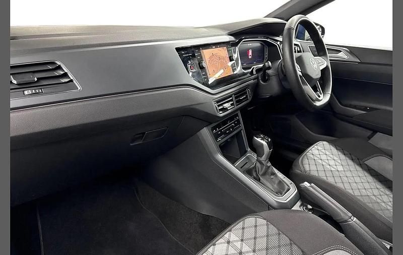 Used VW Polo R-line 113 HP (83 kW) 2025 Blue Hatchback