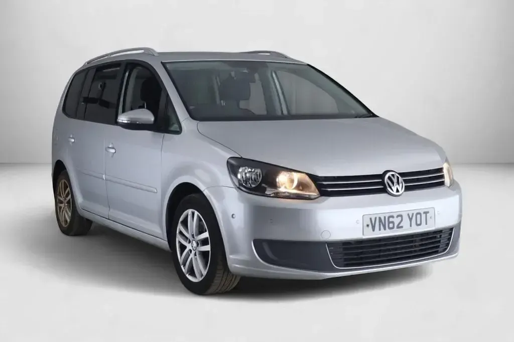 Used VW Touran SE 105 HP (77 kW) 2012 MPV