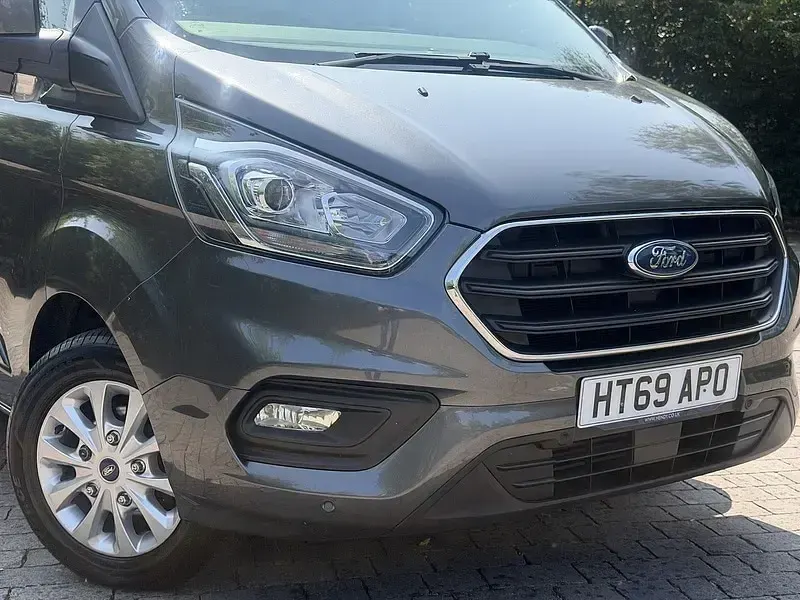 Used Ford Transit Custom Limited 130 HP (95 kW) 2019 Grey Van