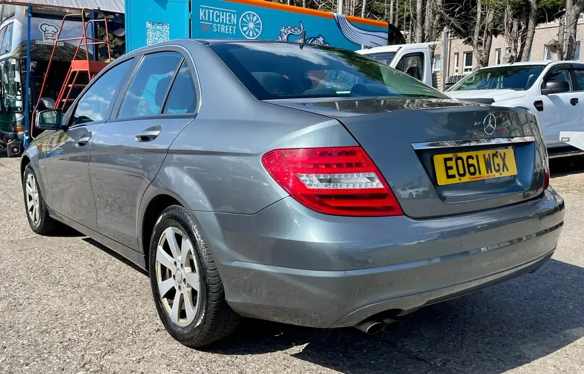 Used Mercedes C180 AMG Edition 1 156 HP (114 kW) 2011 Grey Sedan