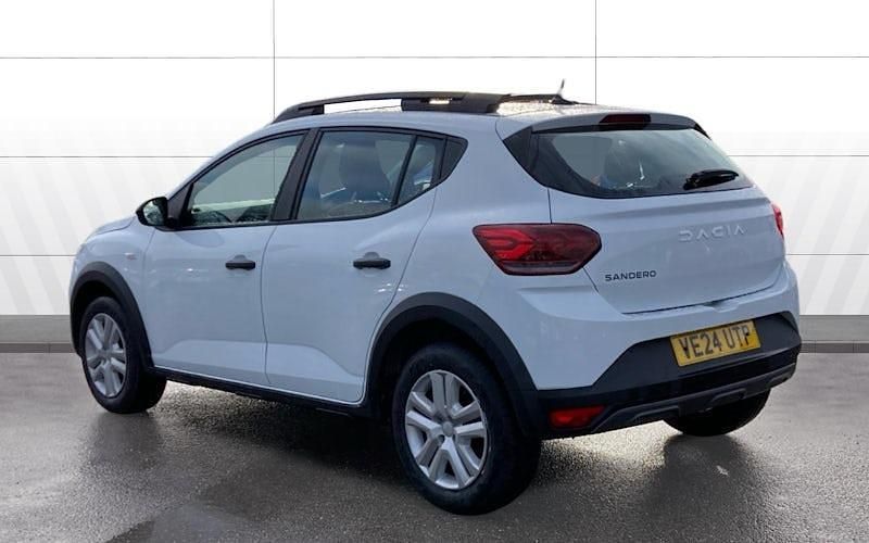 Used Dacia Sandero Essentiel 91 HP (66 kW) 2024 Hatchback