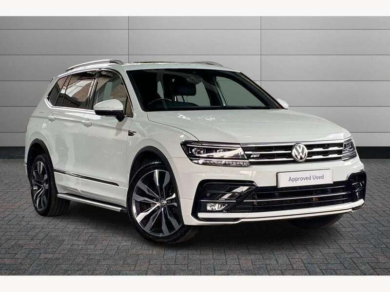 White Used 2018 VW Tiguan Allspace R-line SUV | £22,995 (A bit pricey) - Image 1/4