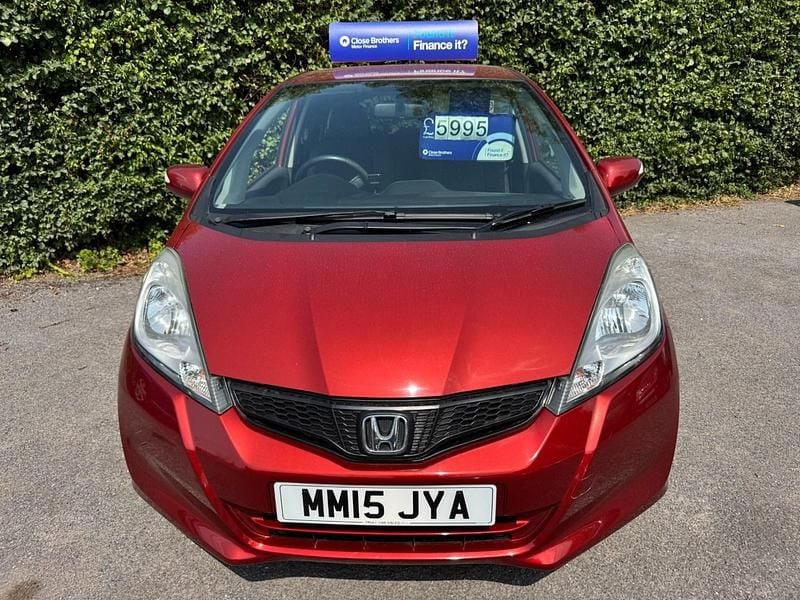 Used Honda Jazz ES 2015 Red Hatchback