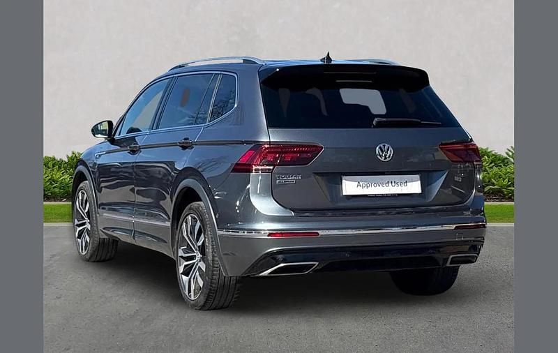 Used VW Tiguan Allspace R-line 150 HP (110 kW) 2021 Grey SUV