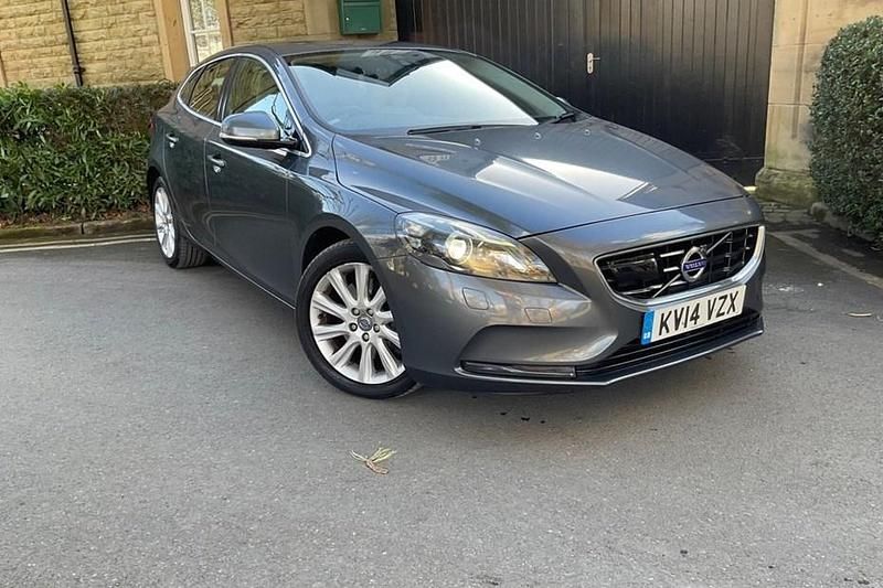 Used Volvo V40 SE Lux 150 HP (110 kW) 2014 Grey Hatchback