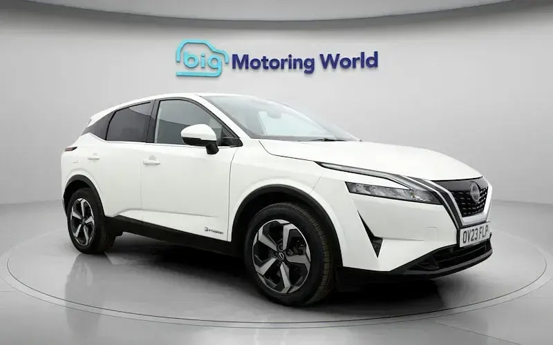 Used Nissan Qashqai N-Connecta 190 HP (139 kW) 2023 White SUV
