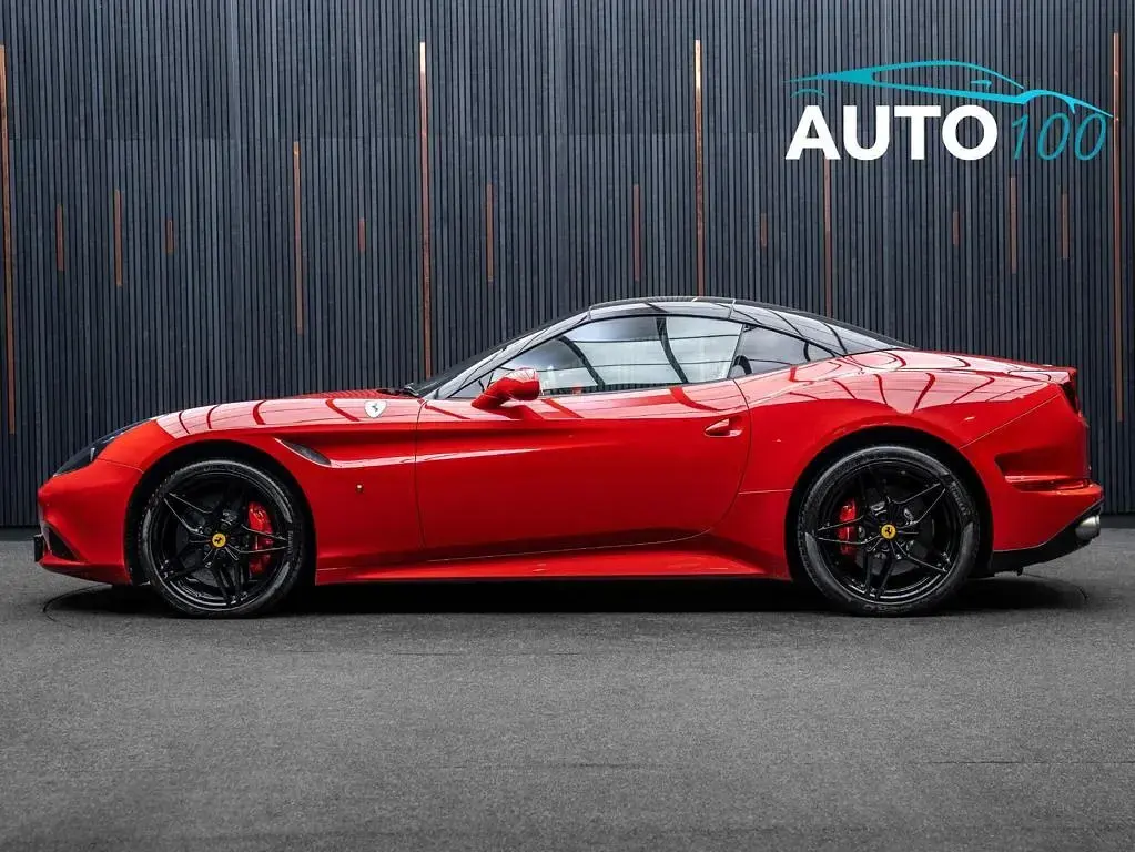 Used Ferrari California 2018 Red Cabriolet