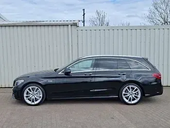 Usado Mercedes C43 AMG Premium Plus 390 HP (286 kW) 2020 Preto Carrinha