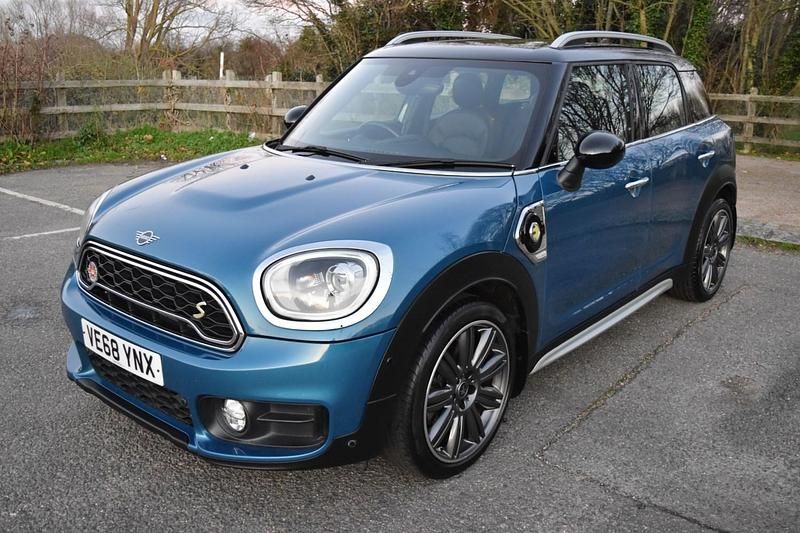 Begagnad Mini Cooper S 224 HK (164 kW) 2019 Blå Halvkombi