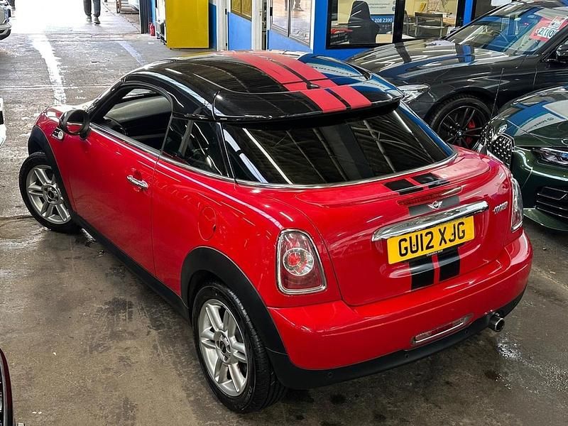 Used Mini Cooper Coupé 122 HP (89 kW) 2012 Red Coupe