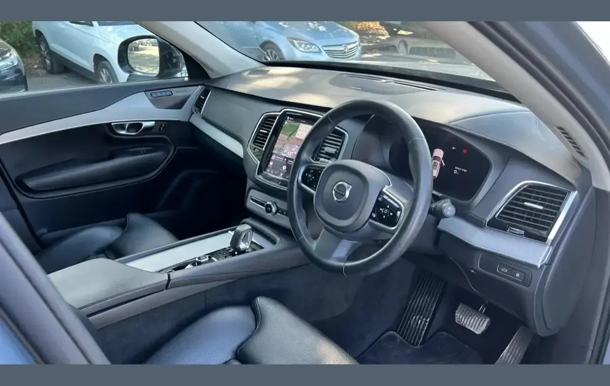 Used Volvo XC90 Plus 455 HP (334 kW) 2023 Grey SUV