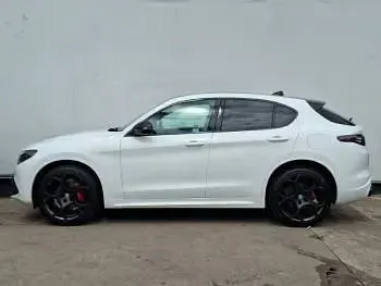 New Alfa Romeo Stelvio 280 HP (205 kW) 2026 White SUV