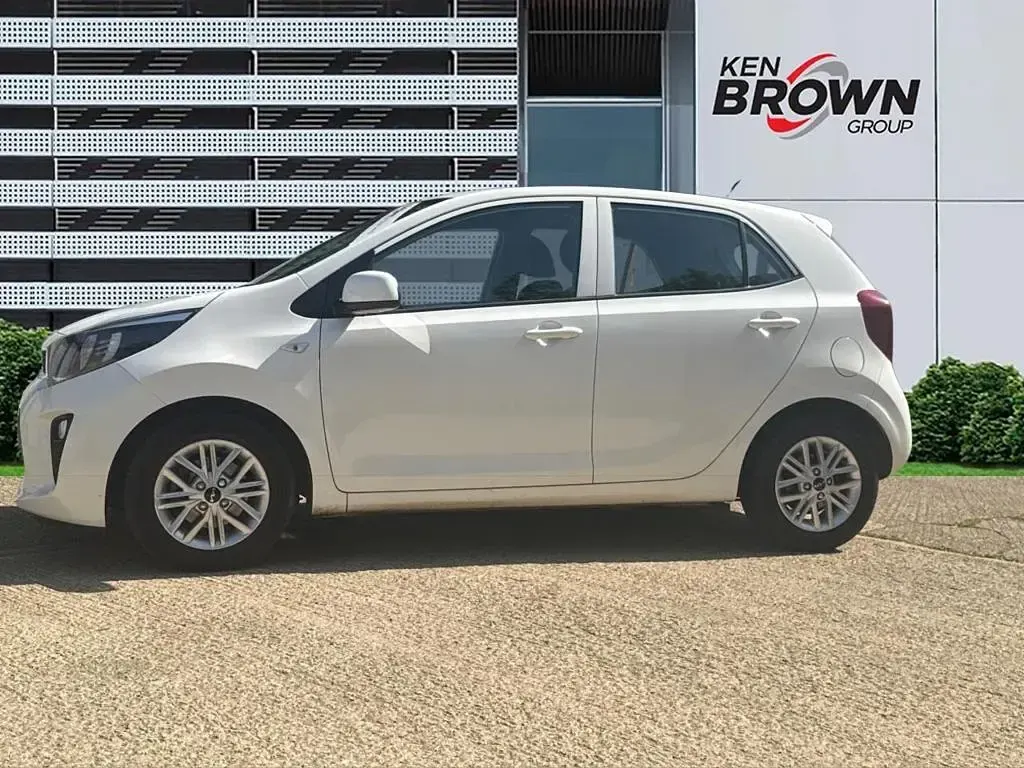 Used Kia Picanto 2023 White Hatchback