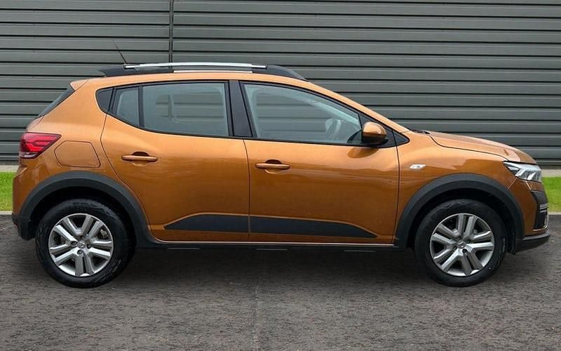 Used Dacia Sandero Comfort 91 HP (66 kW) 2022 Hatchback