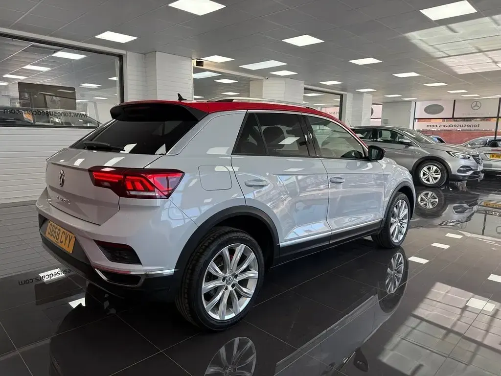 Used VW T-Roc SEL 150 HP (110 kW) 2018 Silver SUV