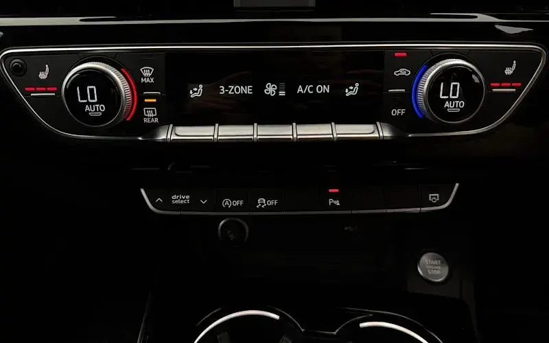 Used Audi A4 Black Edition 204 HP (150 kW) 2021 White Estate