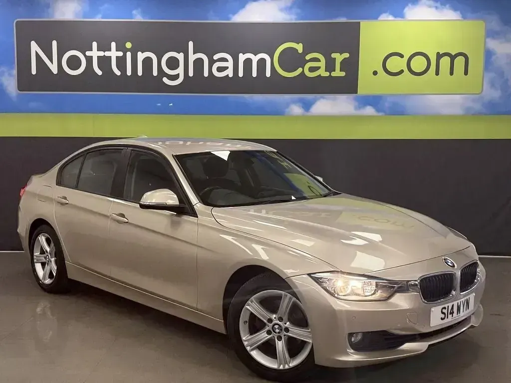 Usado BMW 320 Comfort Edition 184 CV (135 kW) 2014 Plateado Berlina