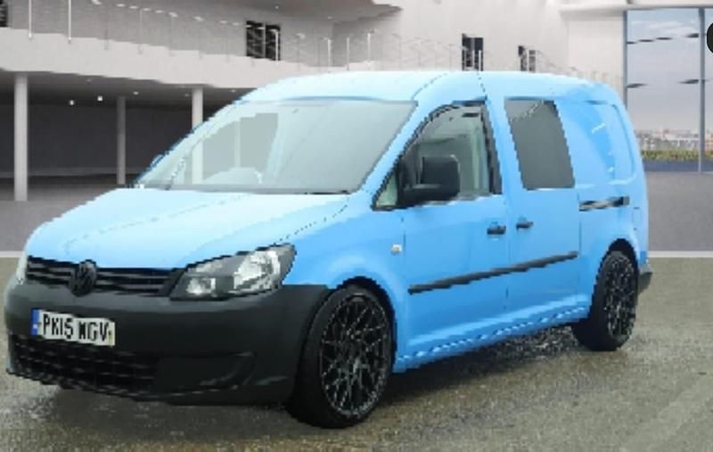 Used VW Caddy Startline 102 HP (75 kW) 2015 Blue MPV