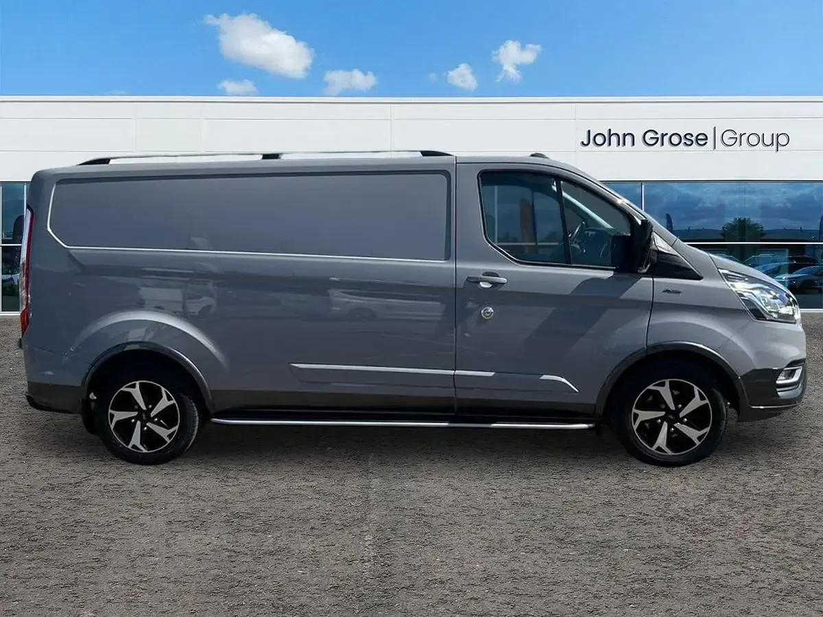 Used Ford Transit Custom Active 170 HP (125 kW) 2023 Grey Van