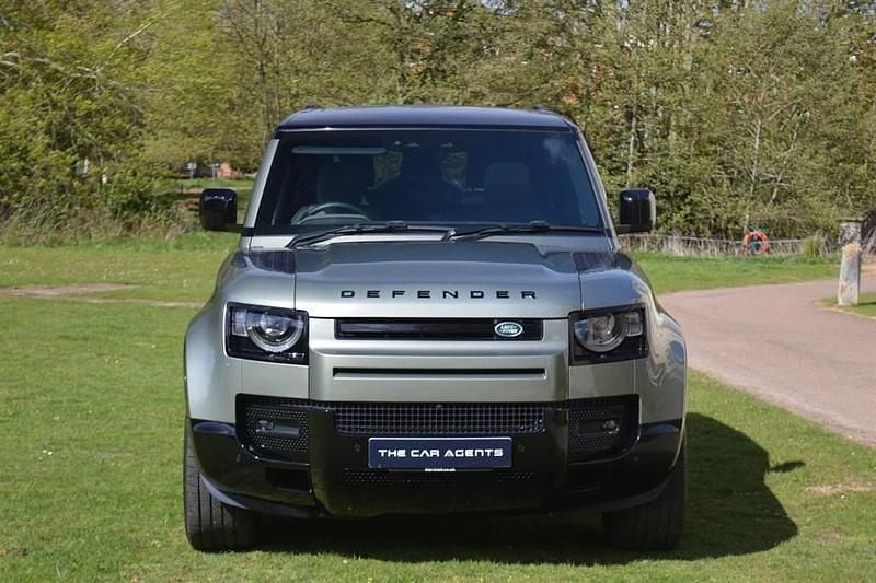 Usado Land Rover Defender HSE Dynamic 2024 Verde SUV